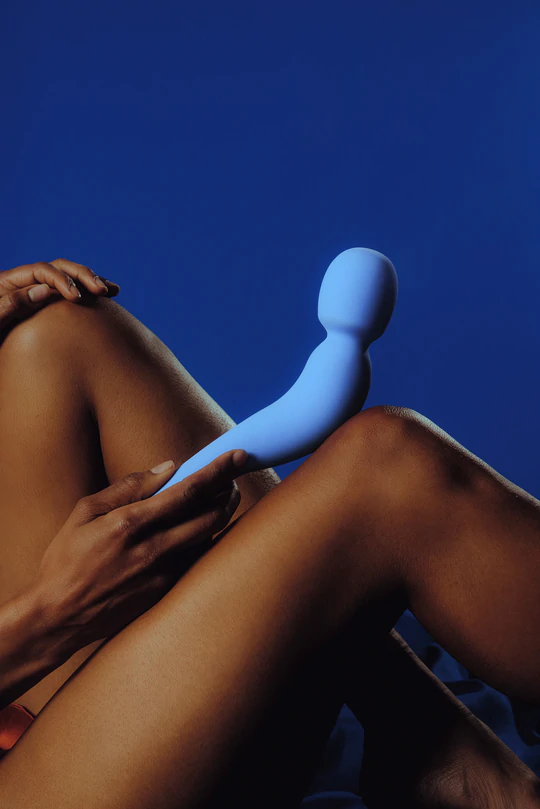 Dame Com External Wand Vibrator in Periwinkle